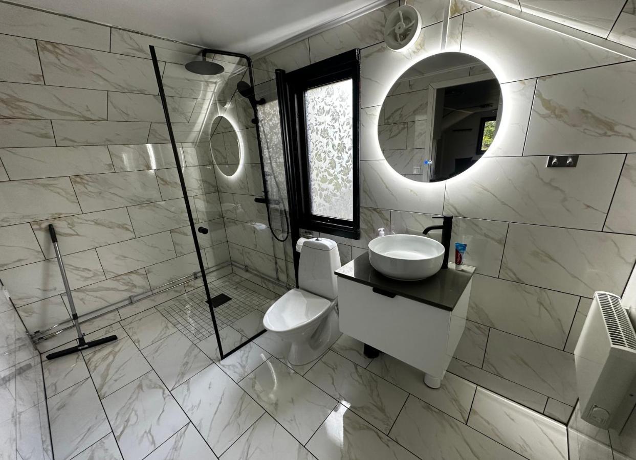 Luxurious Apartment Near Citycenter บูโรส ภายนอก รูปภาพ