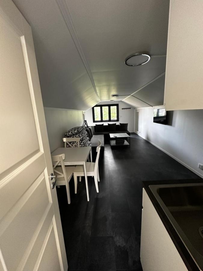 Luxurious Apartment Near Citycenter บูโรส ภายนอก รูปภาพ